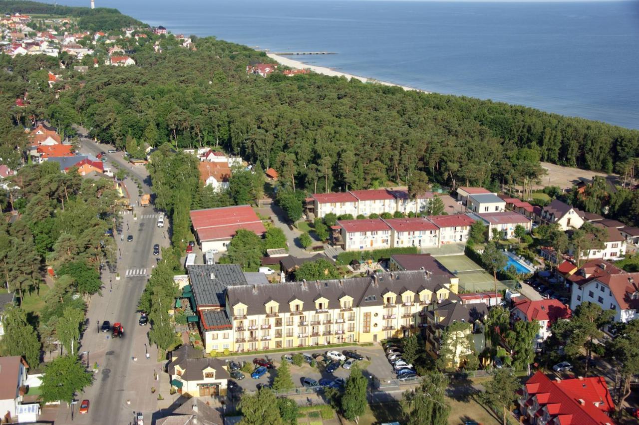 Jantar-Spa Kompleks Wypoczynkowo-Rehabilitacyjny Niechorze Exterior foto