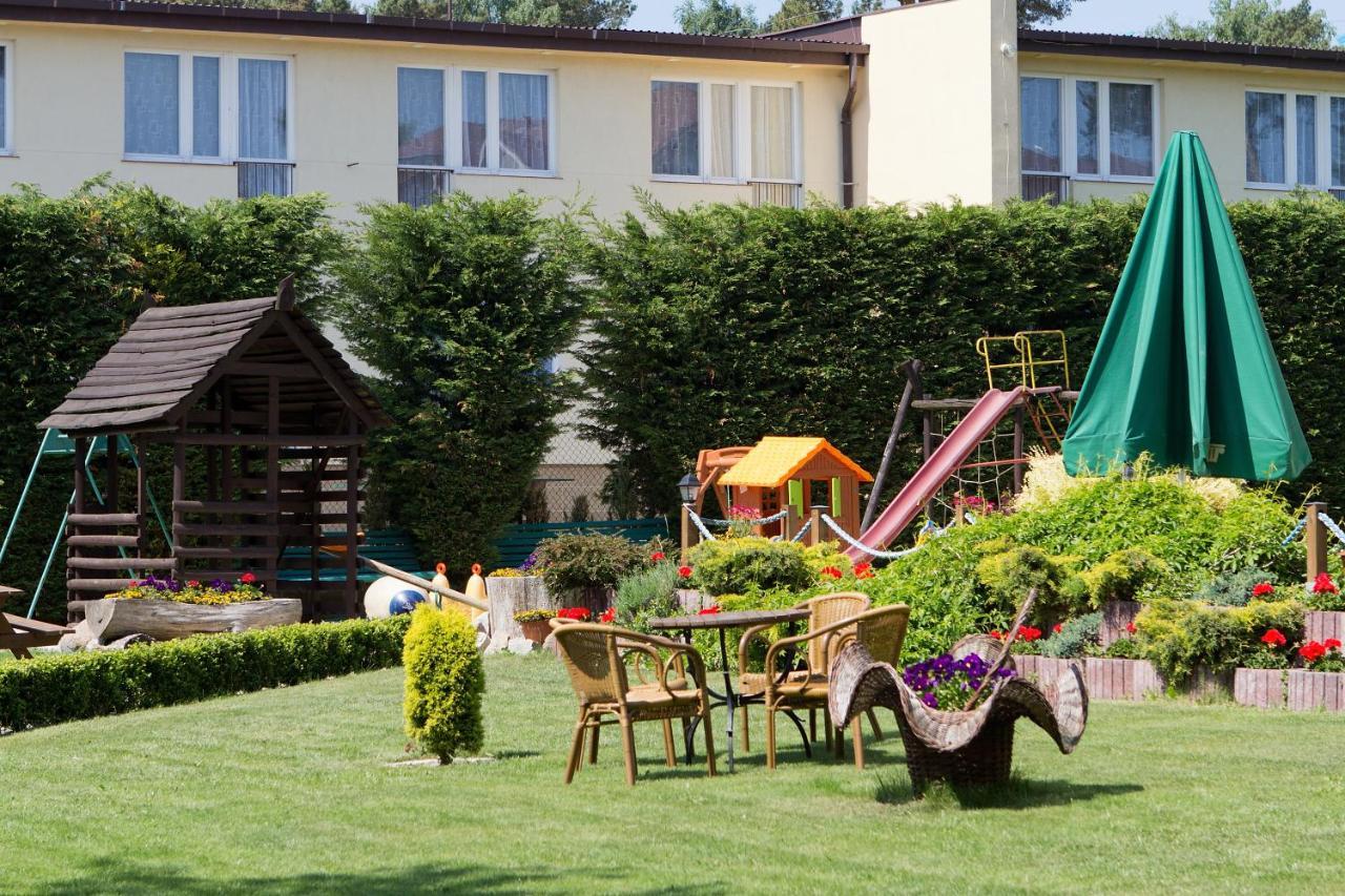 Jantar-Spa Kompleks Wypoczynkowo-Rehabilitacyjny Niechorze Exterior foto